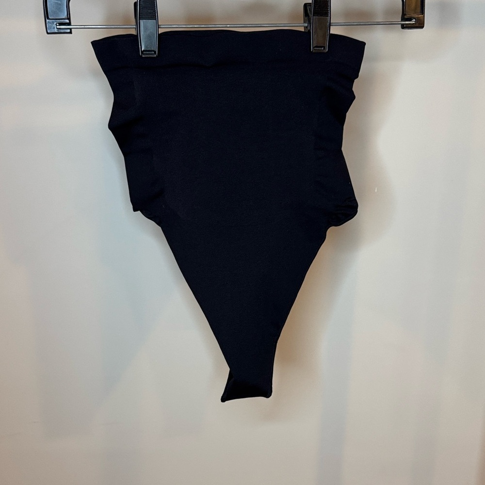 UNDER CLOUD Black Shapewear Tummy Control Thongs